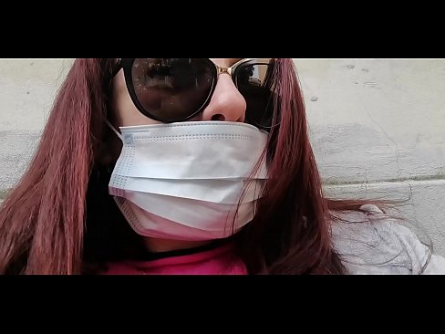 ❤️ Η Νικολέτα εκδικείται τον γείτονά της και κατουράει στο γκαράζ του (Ειδικό Covid19 Ιταλική καραντίνα) ☑ Ποιότητα πορνό
